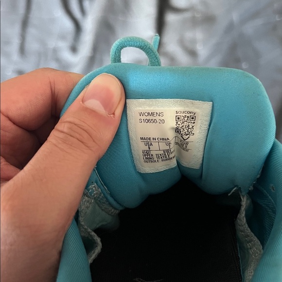 Saucony Women's Ride ISO Running Shoes - Light Blue/Purple - Picture 5 of 5